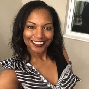 Meet your Posher, Nikenya